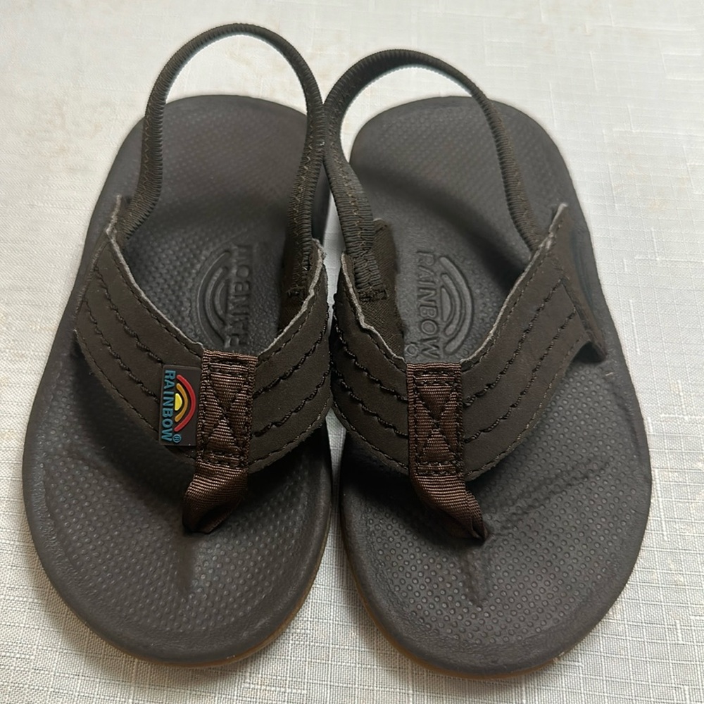 Rainbow Sandals Toddler size 7 - 8 (made in San Clemente, CA)